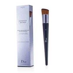 Christian Dior Backstage Brushes Professional Finish folyékony alapozó ecset (teljes fedés)
